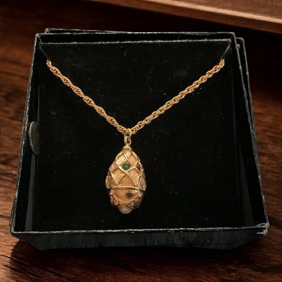 Joan Rivers Classics Collections Gold Faberge Easter Egg Pendant w/Necklace 28” - Picture 2 of 4